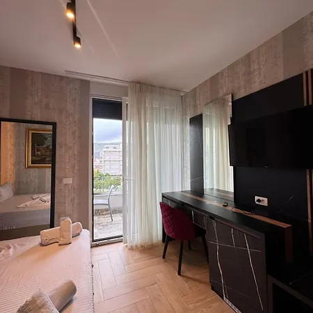 Hotel Rozafa Blu
